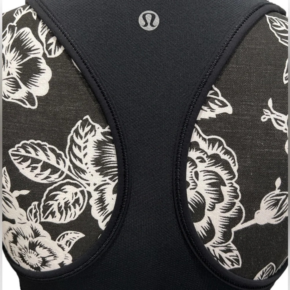 Lululemon padded sport bra/top size 6 - Picture 6 of 8